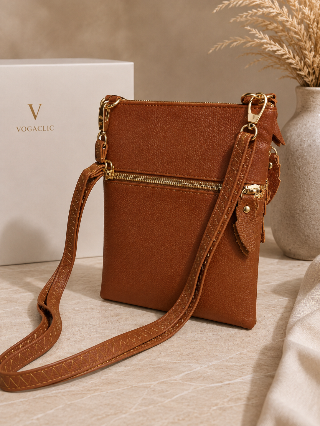 Sac pochette femme en cuir marron cognac
