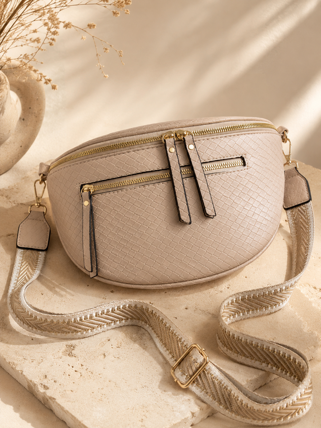 Sac banane femme XL en cuir tressé beige nude – Porte-monnaie assorti – Bandoulière interchangeable