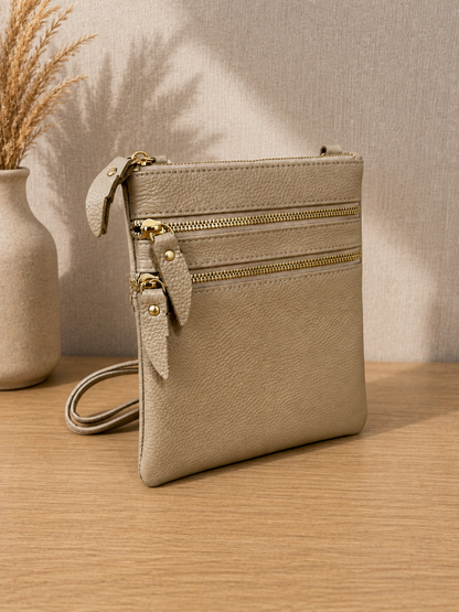 Sac pochette femme en cuir doré