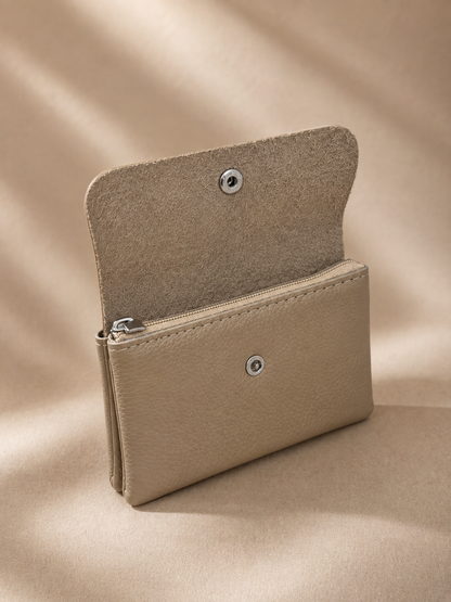 Porte-monnaie femme tendance en cuir grainé doré