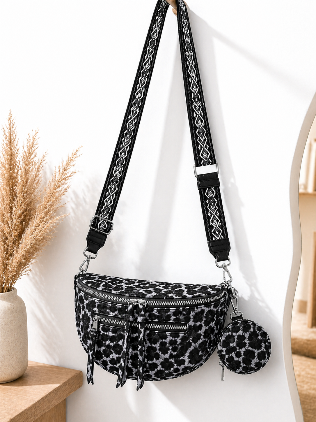 Grand sac banane femme noir imprimé léopard Bandoulière large - Porte-monnaie inclus